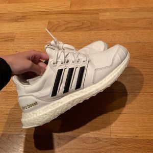 Adidas Ultraboost Sneakers
